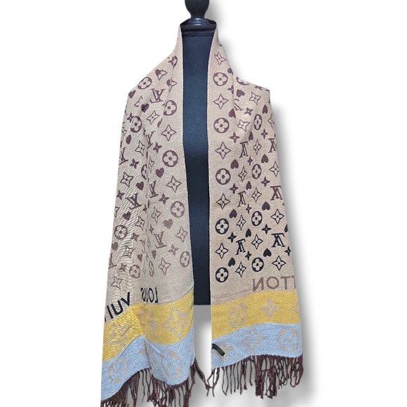 Scarf - Picture 4 of 4